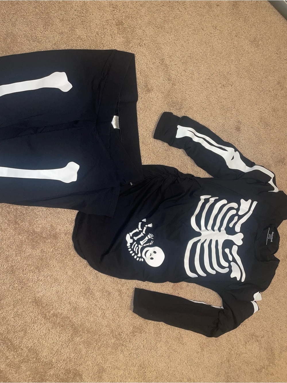 Motherhood Maternity Skeleton set